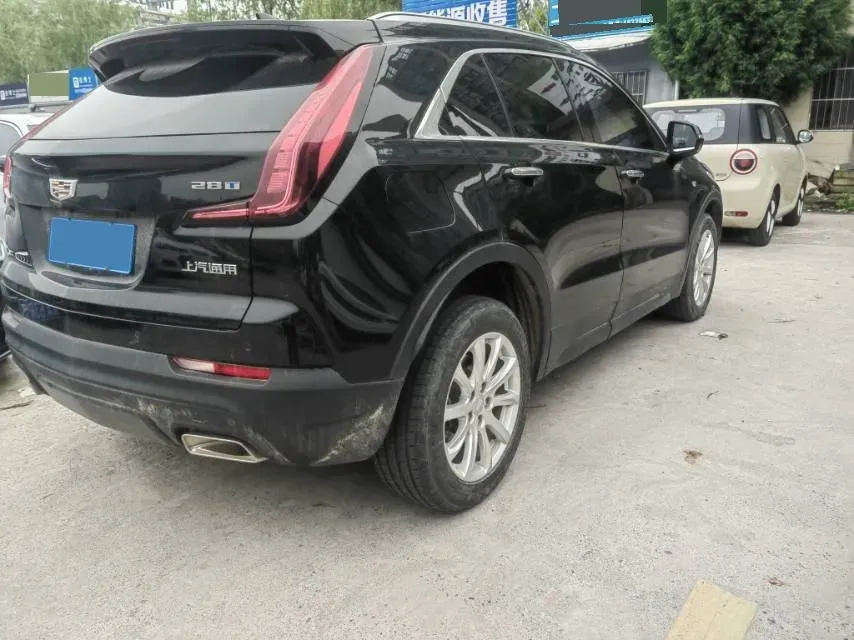 2022 Cadillac XT4 2.0T 237HP L4 9AT,autocango,china used car exporter,china ev exporter,chinese used car exporter,chinese used ev exporter