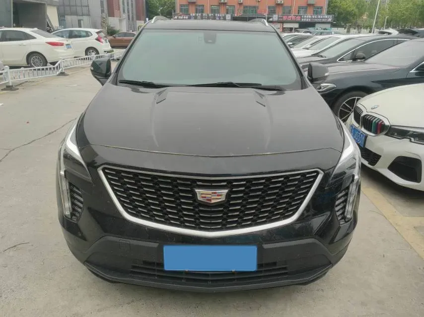 2022 Cadillac XT4 2.0T 237HP L4 9AT,autocango,china used car exporter,china ev exporter,chinese used car exporter,chinese used ev exporter