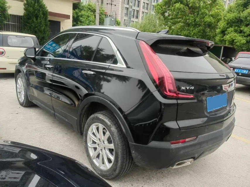 2022 Cadillac XT4 2.0T 237HP L4 9AT,autocango,china used car exporter,china ev exporter,chinese used car exporter,chinese used ev exporter