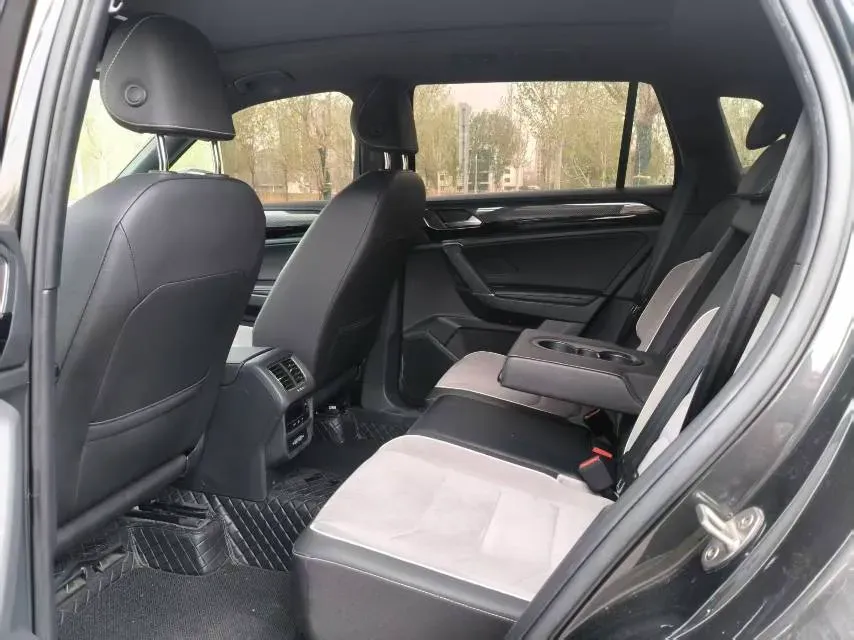 2020 Volkswagen Tayron 2.0T 220HP L4 7DCT,autocango,china used car exporter,china ev exporter,chinese used car exporter,chinese used ev exporter