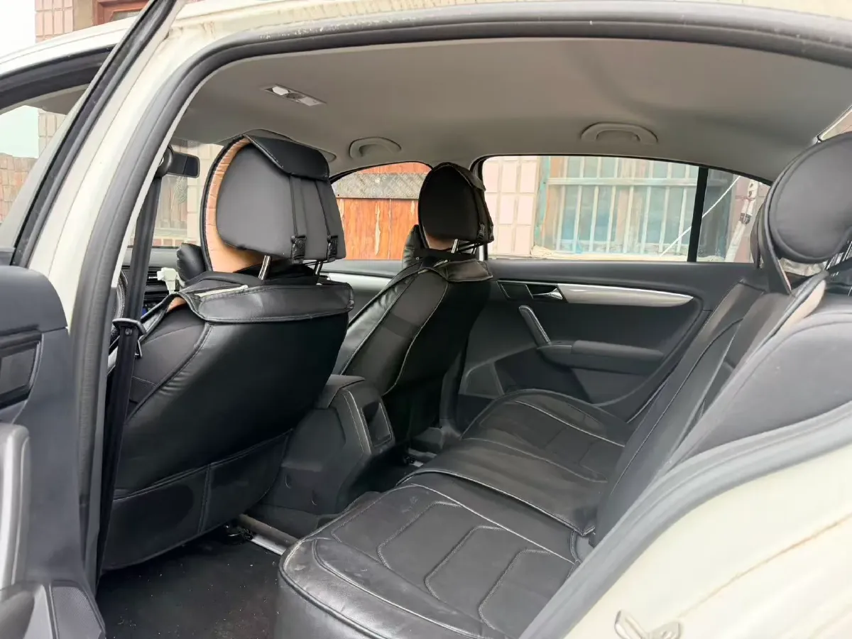 2013 Volkswagen Lavida 1.6L 110HP L4 6AT,autocango,china used car exporter,china ev exporter,chinese used car exporter,chinese used ev exporter