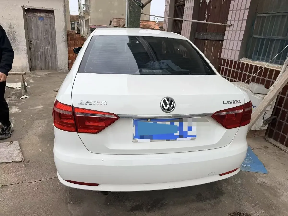 2013 Volkswagen Lavida 1.6L 110HP L4 6AT,autocango,china used car exporter,china ev exporter,chinese used car exporter,chinese used ev exporter