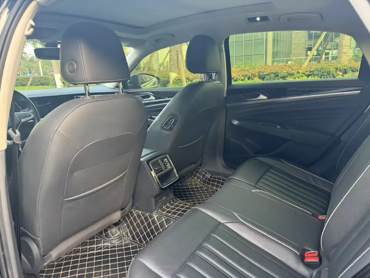 2022 Skoda Kodiak GT 2.0T 186HP L4 7DCT,autocango,china used car exporter,china ev exporter,chinese used car exporter,chinese used ev exporter