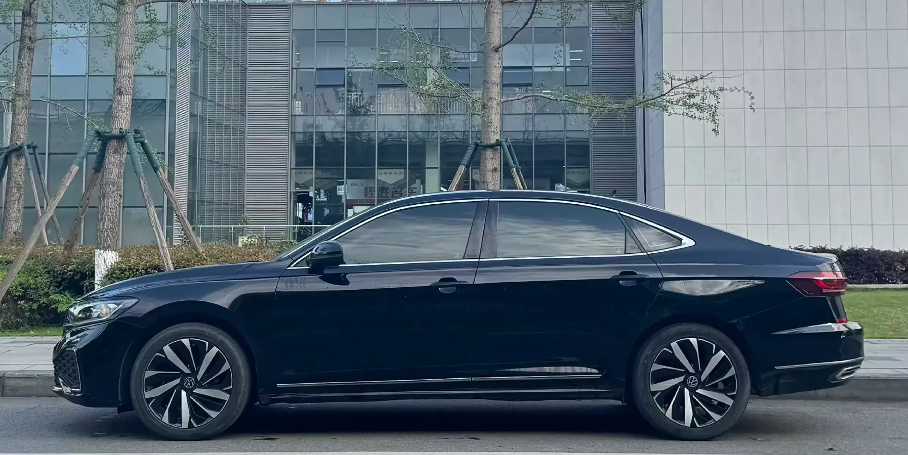 2022 Skoda Kodiak GT 2.0T 186HP L4 7DCT,autocango,china used car exporter,china ev exporter,chinese used car exporter,chinese used ev exporter