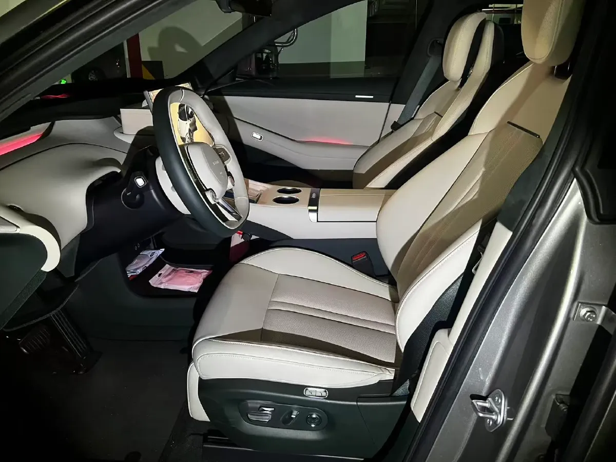 2025 MI YU7 BEV 101.7KWH,autocango,china used car exporter,china ev exporter,chinese used car exporter,chinese used ev exporter