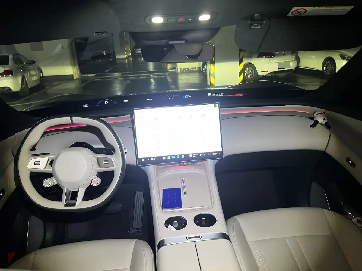 2025 MI YU7 BEV 101.7KWH,autocango,china used car exporter,china ev exporter,chinese used car exporter,chinese used ev exporter