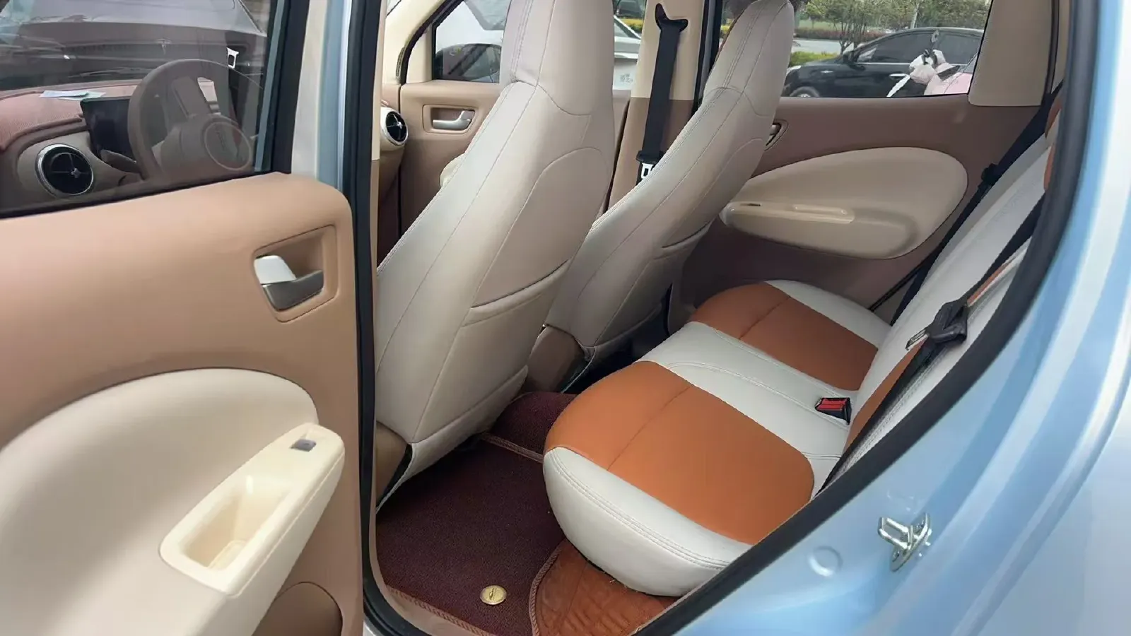 2025 WuLing HongGuang MINI EV BEV 16.2KWH,autocango,china used car exporter,china ev exporter,chinese used car exporter,chinese used ev exporter