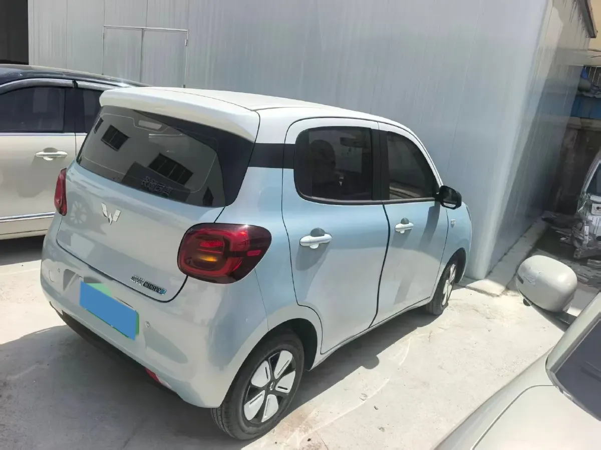 2025 WuLing HongGuang MINI EV BEV 16.2KWH,autocango,china used car exporter,china ev exporter,chinese used car exporter,chinese used ev exporter