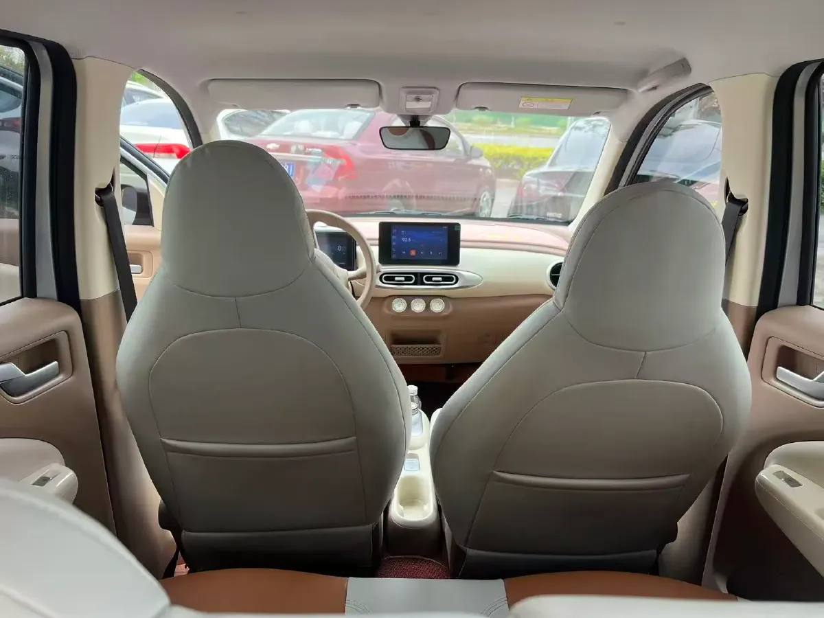 2025 WuLing HongGuang MINI EV BEV 16.2KWH,autocango,china used car exporter,china ev exporter,chinese used car exporter,chinese used ev exporter