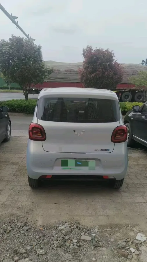 2025 WuLing HongGuang MINI EV BEV 16.2KWH,autocango,china used car exporter,china ev exporter,chinese used car exporter,chinese used ev exporter