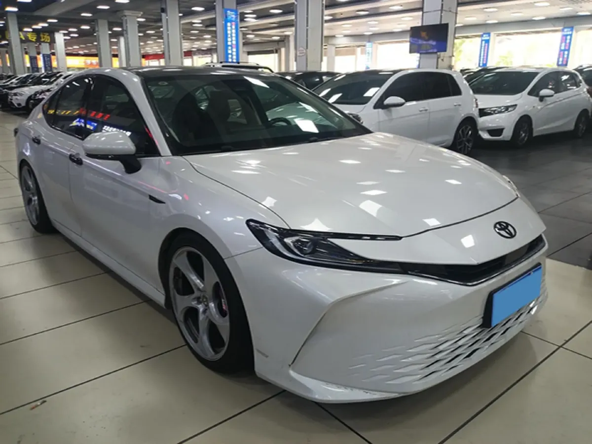 2024 Toyota Camry 2.0L 173HP L4 CVT,autocango,china used car exporter,china ev exporter,chinese used car exporter,chinese used ev exporter