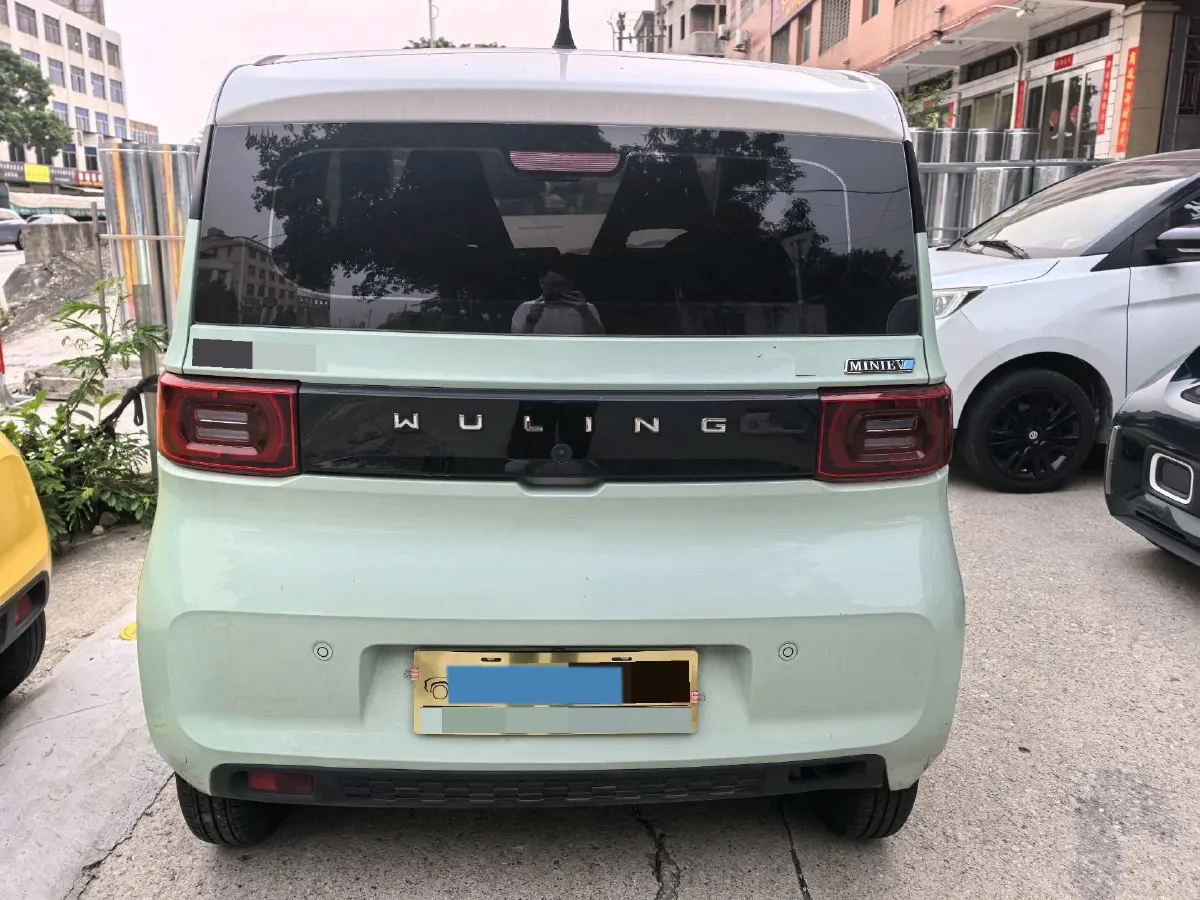 2021 WuLing HongGuang MINI EV BEV 13.8KWH,autocango,china used car exporter,china ev exporter,chinese used car exporter,chinese used ev exporter