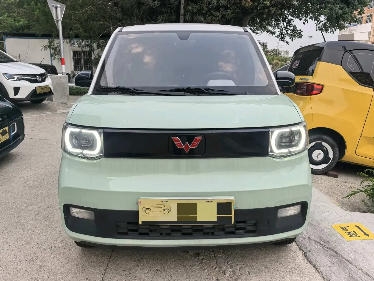 2021 WuLing HongGuang MINI EV BEV 13.8KWH,autocango,china used car exporter,china ev exporter,chinese used car exporter,chinese used ev exporter