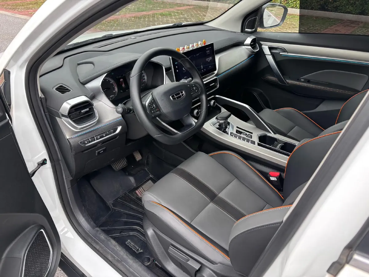 2024 Geely Coolray 1.5T 181HP L4 7DCT,autocango,china used car exporter,china ev exporter,chinese used car exporter,chinese used ev exporter