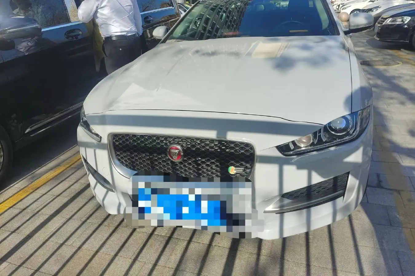 2018 Jaguar XE 2.0T 300HP L4 8AT,autocango,china used car exporter,china ev exporter,chinese used car exporter,chinese used ev exporter