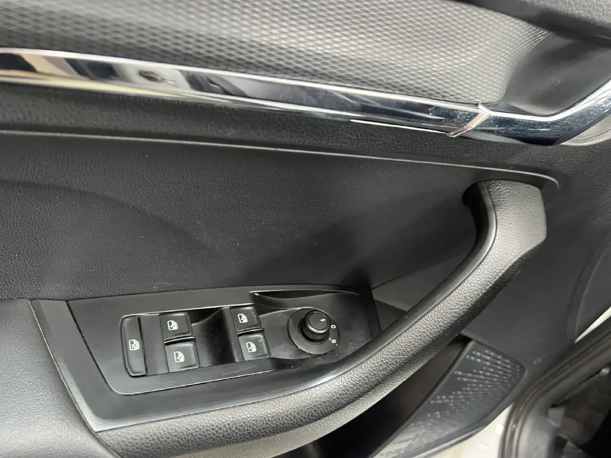 2023 Skoda Kamiq 1.5L 112HP L4 6AT,autocango,china used car exporter,china ev exporter,chinese used car exporter,chinese used ev exporter