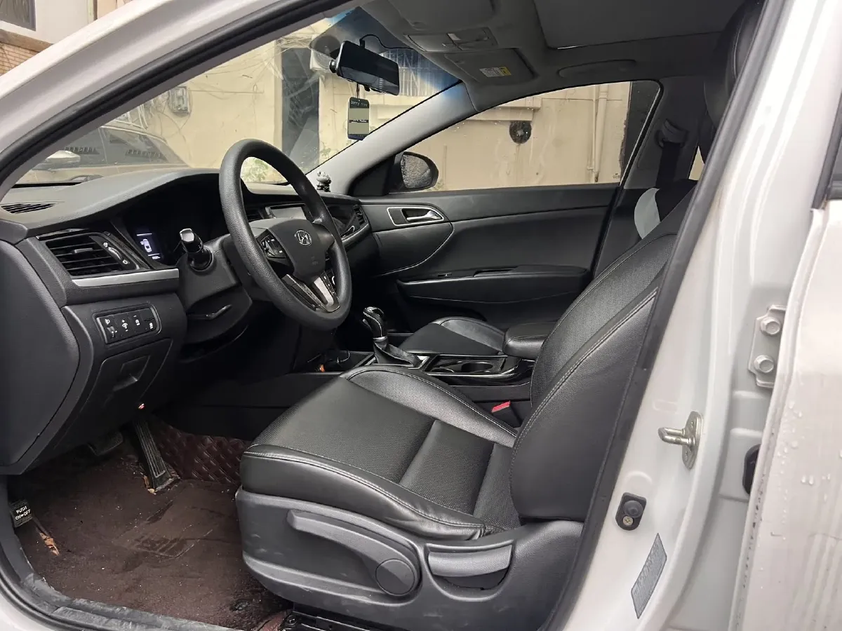 2017 Hyundai Mistra 1.8L 143HP L4 6AT,autocango,china used car exporter,china ev exporter,chinese used car exporter,chinese used ev exporter