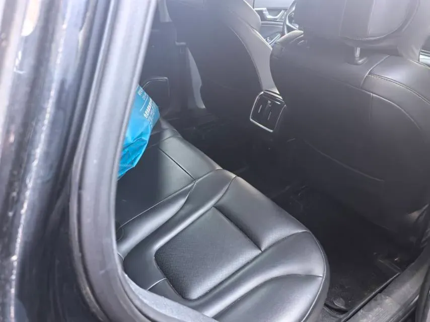 2021 Bestune B70 1.5T 169HP L4 7DCT,autocango,china used car exporter,china ev exporter,chinese used car exporter,chinese used ev exporter