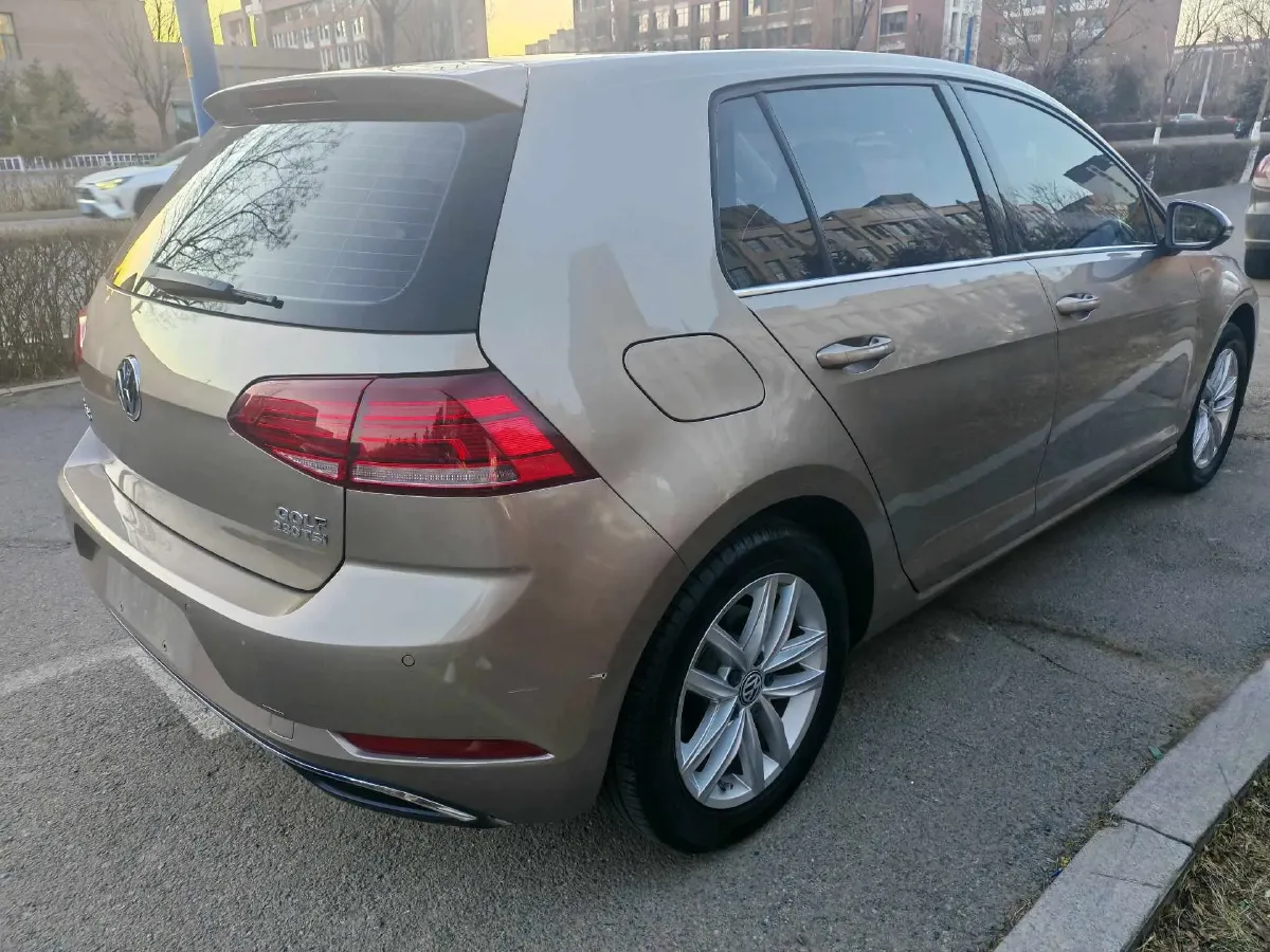 2018 Volkswagen Golf 1.4T 131HP L4 7DCT,autocango,china used car exporter,china ev exporter,chinese used car exporter,chinese used ev exporter