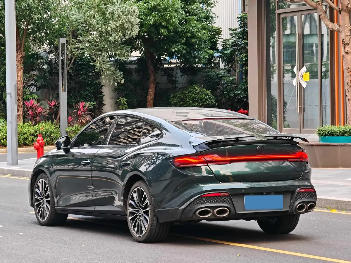 2023 MG 7 2.0T 261HP L4 9AT,autocango,china used car exporter,china ev exporter,chinese used car exporter,chinese used ev exporter