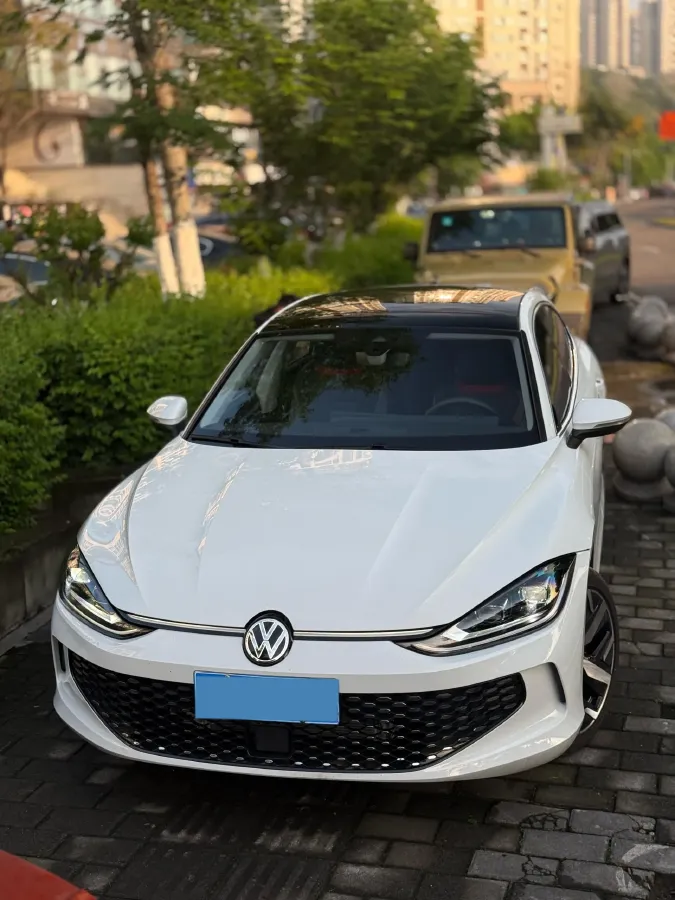 2024 Volkswagen Lamando 1.4T 150HP L4 7DCT,autocango,china used car exporter,china ev exporter,chinese used car exporter,chinese used ev exporter