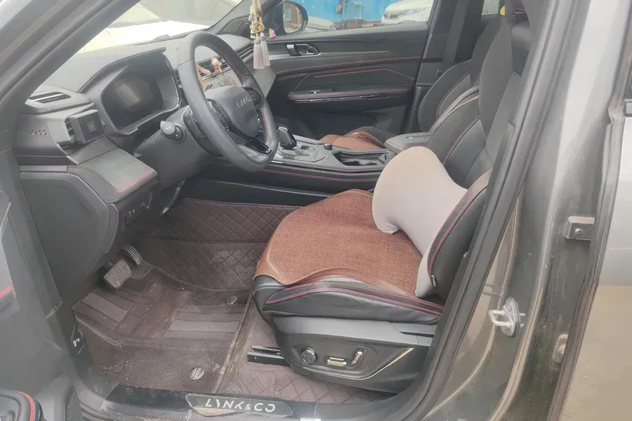 2022 LYNK&CO 05 2.0T 254HP L4 8AT,autocango,china used car exporter,china ev exporter,chinese used car exporter,chinese used ev exporter