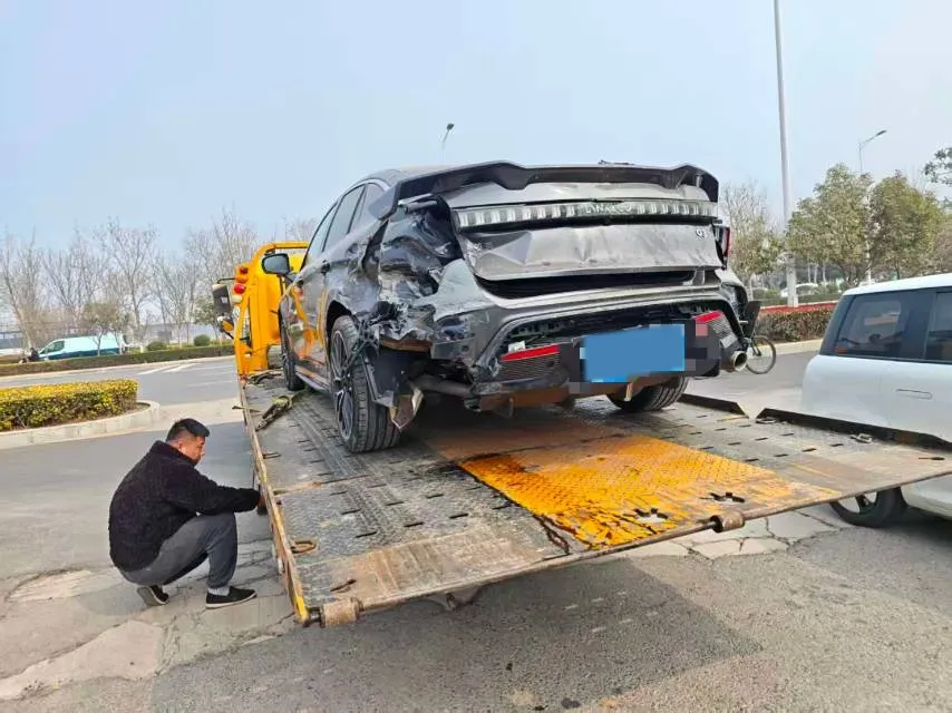 2025 LYNK&CO 03 2.0T 254HP L4 7DCT,autocango,china used car exporter,china ev exporter,chinese used car exporter,chinese used ev exporter