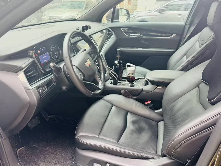 2019 Cadillac CT6 2.0T 241HP L4 10AT,autocango,china used car exporter,china ev exporter,chinese used car exporter,chinese used ev exporter