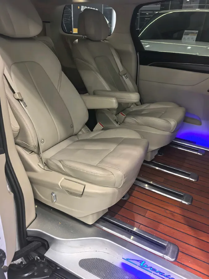 2022 Buick GL8 2.0T 237HP L4 9AT,autocango,china used car exporter,china ev exporter,chinese used car exporter,chinese used ev exporter