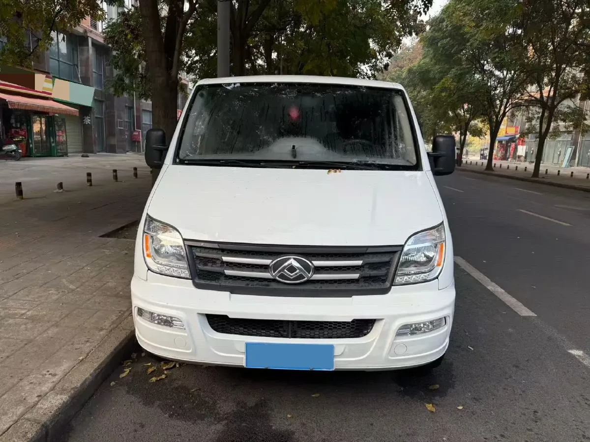 2021 MAXUS XinTu V80 2.0T 139HP L4 6MT,autocango,china used car exporter,china ev exporter,chinese used car exporter,chinese used ev exporter