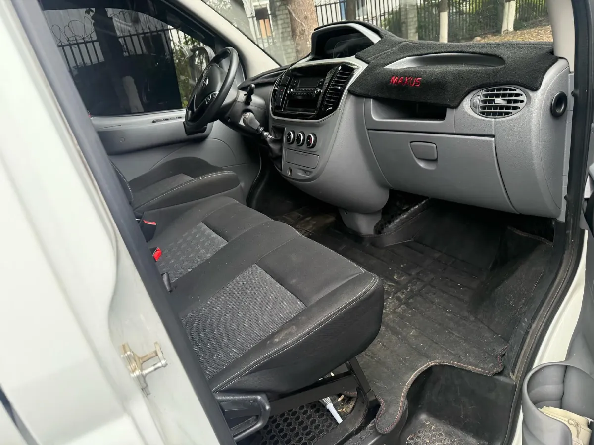 2021 MAXUS XinTu V80 2.0T 139HP L4 6MT,autocango,china used car exporter,china ev exporter,chinese used car exporter,chinese used ev exporter