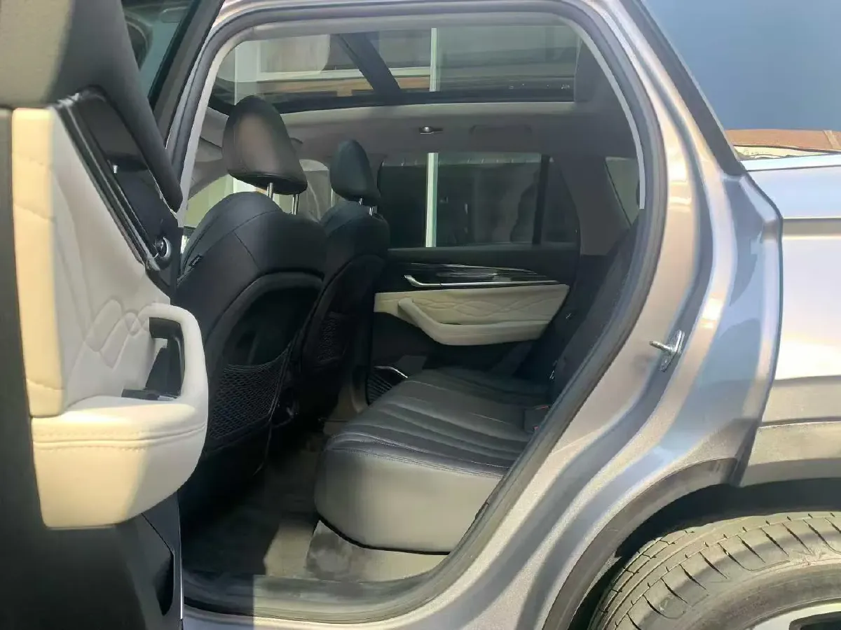 2023 Geely Monjaro 2.0T 238HP L4 8AT,autocango,china used car exporter,china ev exporter,chinese used car exporter,chinese used ev exporter