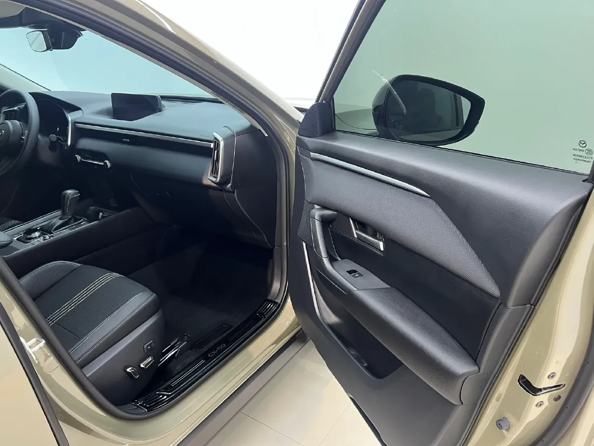 2023 Mazda CX-50 2.0L 155HP L4 6AT,autocango,china used car exporter,china ev exporter,chinese used car exporter,chinese used ev exporter