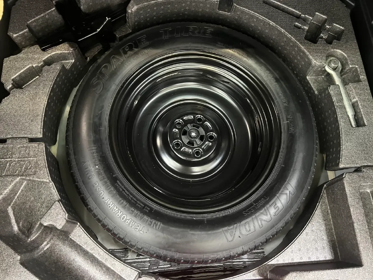 2023 Mazda CX-50 2.0L 155HP L4 6AT,autocango,china used car exporter,china ev exporter,chinese used car exporter,chinese used ev exporter