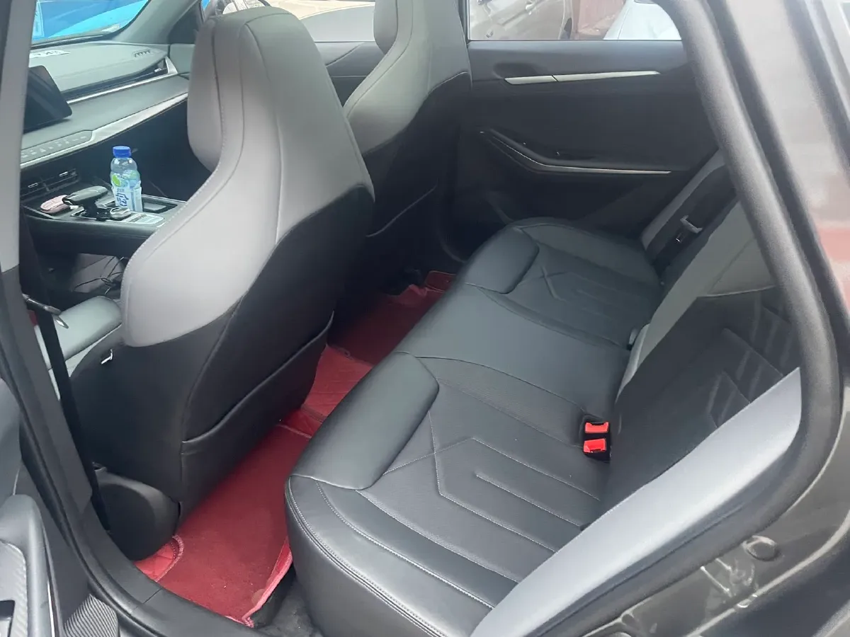 2023 ChangAn Raeton Plus 1.5T 188HP L4 7DCT,autocango,china used car exporter,china ev exporter,chinese used car exporter,chinese used ev exporter