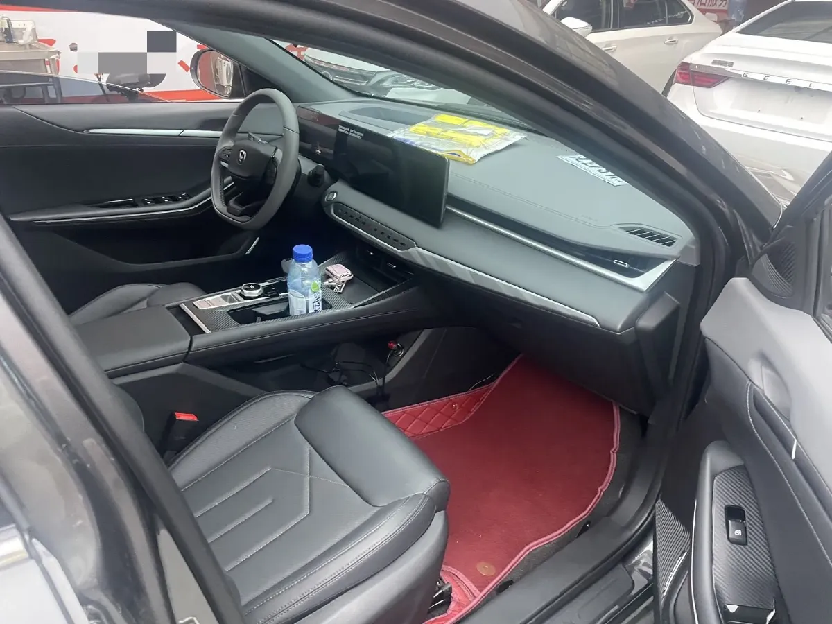 2023 ChangAn Raeton Plus 1.5T 188HP L4 7DCT,autocango,china used car exporter,china ev exporter,chinese used car exporter,chinese used ev exporter