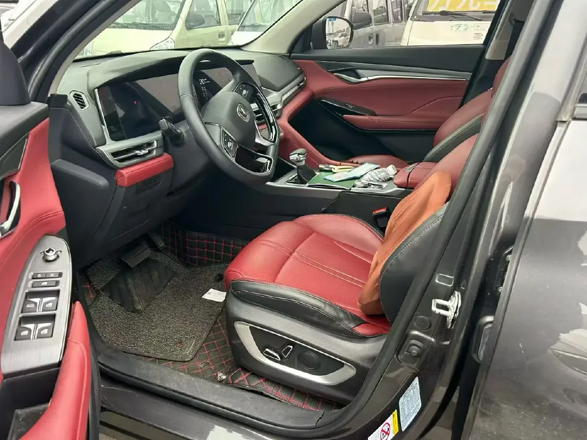 2022 ChangAn CS75 Plus 1.5T 178HP L4 6AT,autocango,china used car exporter,china ev exporter,chinese used car exporter,chinese used ev exporter