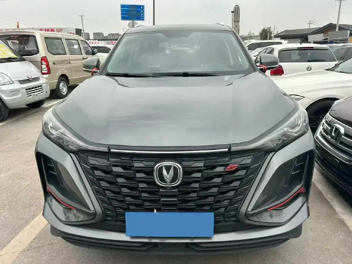 2022 ChangAn CS75 Plus 1.5T 178HP L4 6AT,autocango,china used car exporter,china ev exporter,chinese used car exporter,chinese used ev exporter