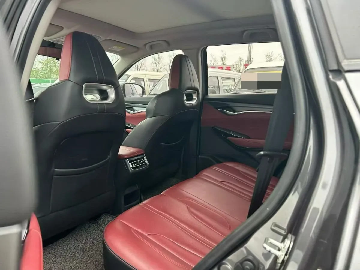 2022 ChangAn CS75 Plus 1.5T 178HP L4 6AT,autocango,china used car exporter,china ev exporter,chinese used car exporter,chinese used ev exporter