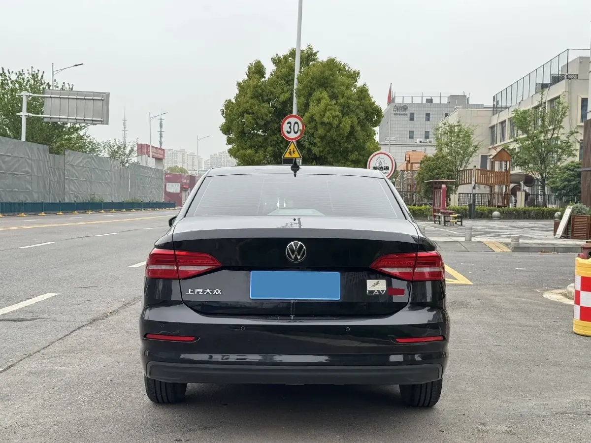 2019 Volkswagen Lavida 1.5L 113HP L4 6AT,autocango,china used car exporter,china ev exporter,chinese used car exporter,chinese used ev exporter