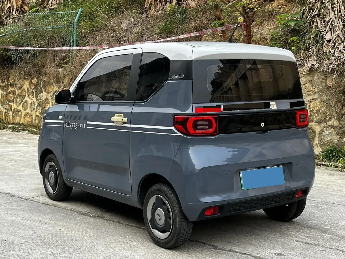 2022 WuLing HongGuang MINI EV BEV 13.9KWH,autocango,china used car exporter,china ev exporter,chinese used car exporter,chinese used ev exporter