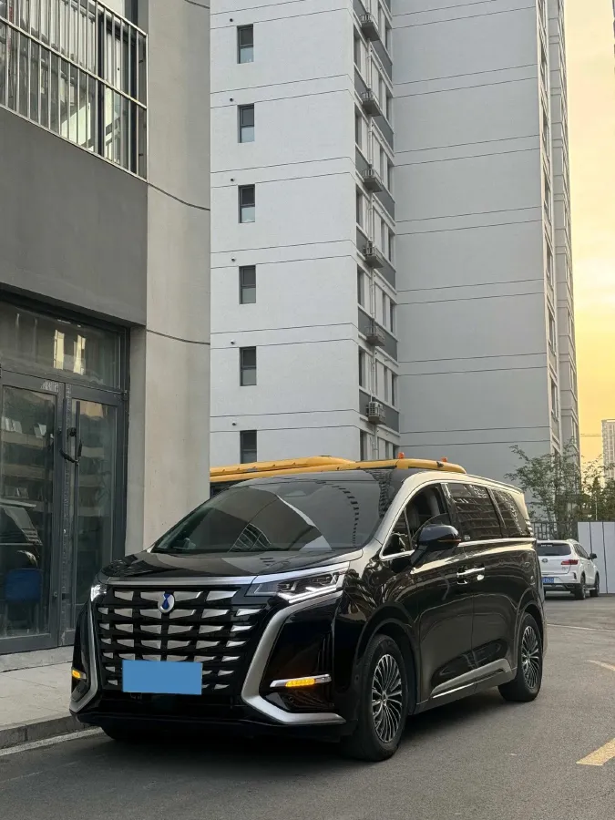 2022 HongQi HS7 3.0T 337HP V6 8AT,autocango,china used car exporter,china ev exporter,chinese used car exporter,chinese used ev exporter