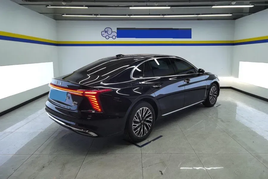 2025 HongQi H5 1.5T 169HP L4 1DHT Hybrid,autocango,china used car exporter,china ev exporter,chinese used car exporter,chinese used ev exporter