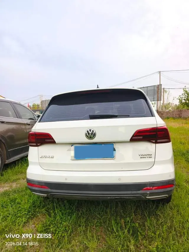 2019 MINI MINI 1.5T 102HP L3 7DCT,autocango,china used car exporter,china ev exporter,chinese used car exporter,chinese used ev exporter