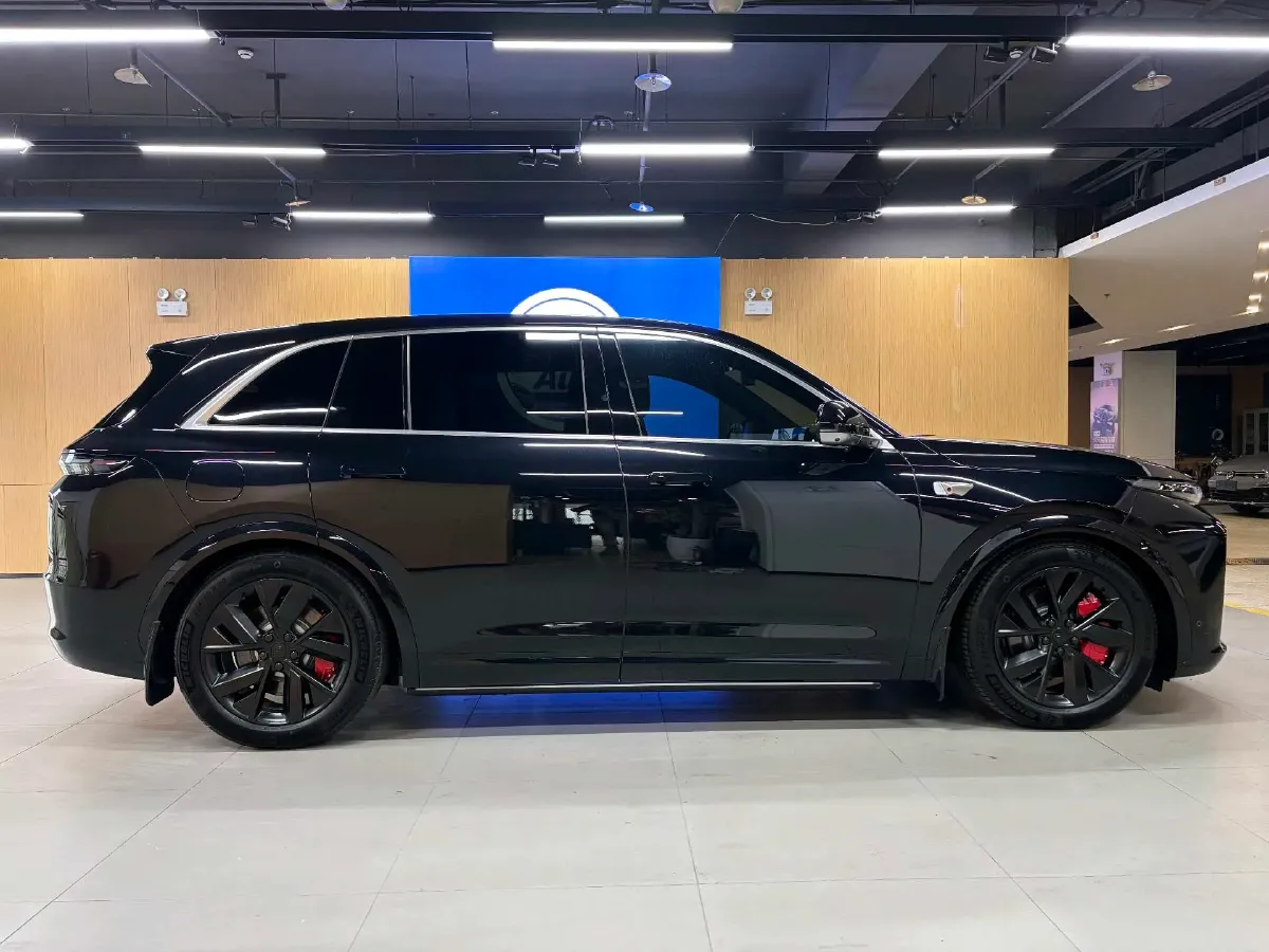 2023 Li L7 Range Extended 154HP REEV 40.9KWH,autocango,china used car exporter,china ev exporter,chinese used car exporter,chinese used ev exporter