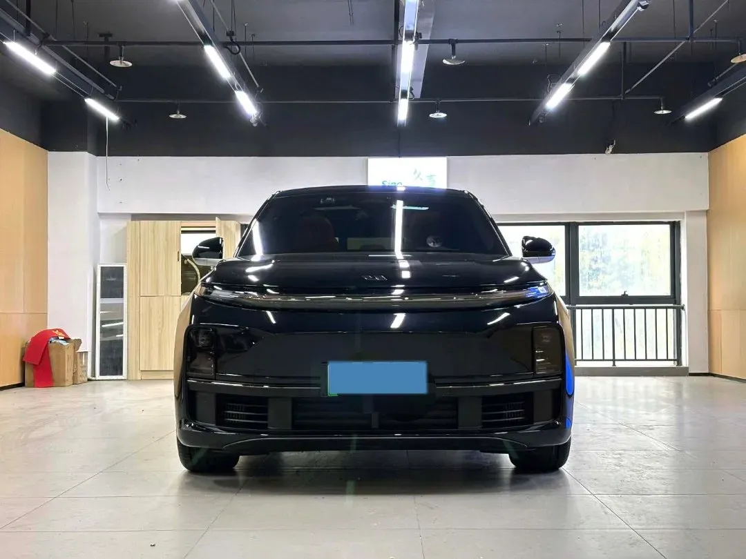 2023 Li L7 Range Extended 154HP REEV 40.9KWH,autocango,china used car exporter,china ev exporter,chinese used car exporter,chinese used ev exporter