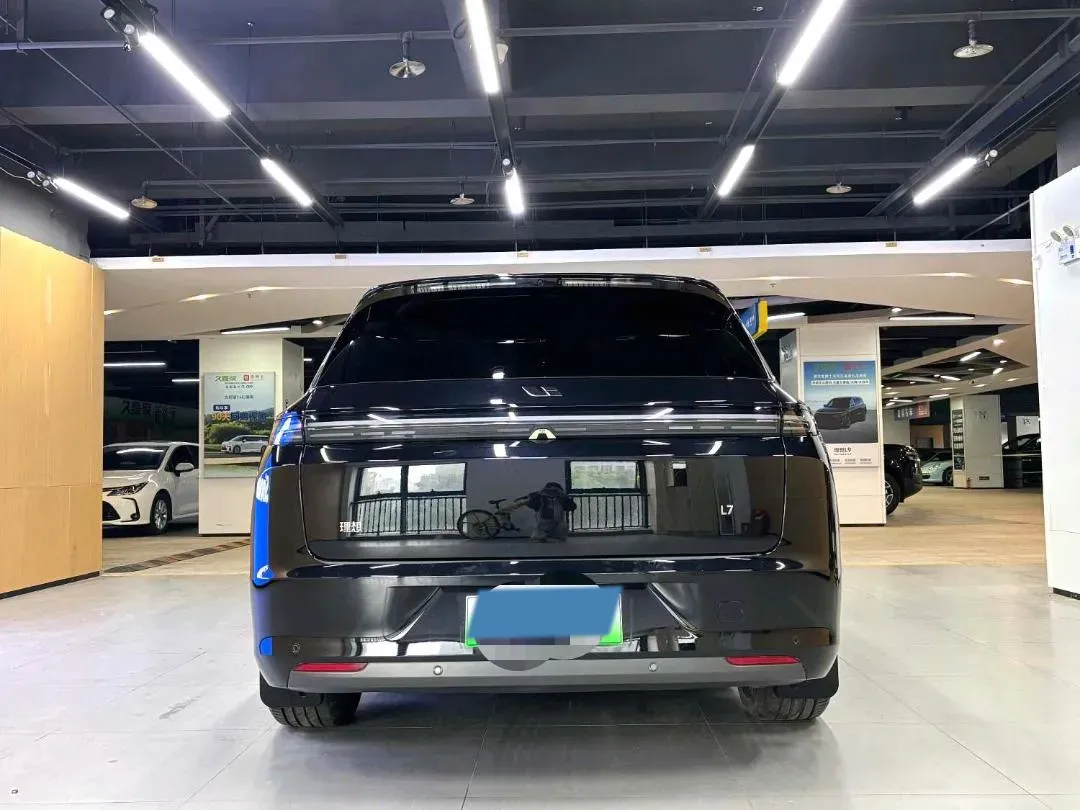 2023 Li L7 Range Extended 154HP REEV 40.9KWH,autocango,china used car exporter,china ev exporter,chinese used car exporter,chinese used ev exporter