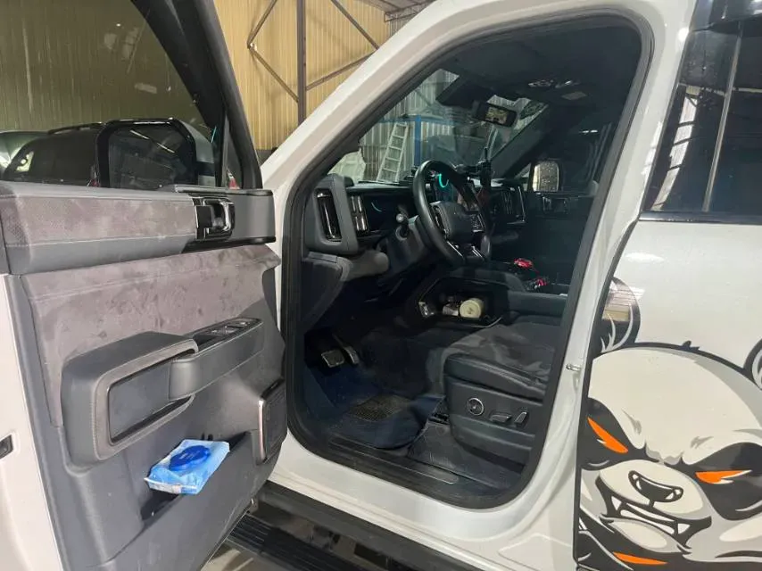 2024 Jaguar XEL 2.0T 250HP L4 8AT,autocango,china used car exporter,china ev exporter,chinese used car exporter,chinese used ev exporter