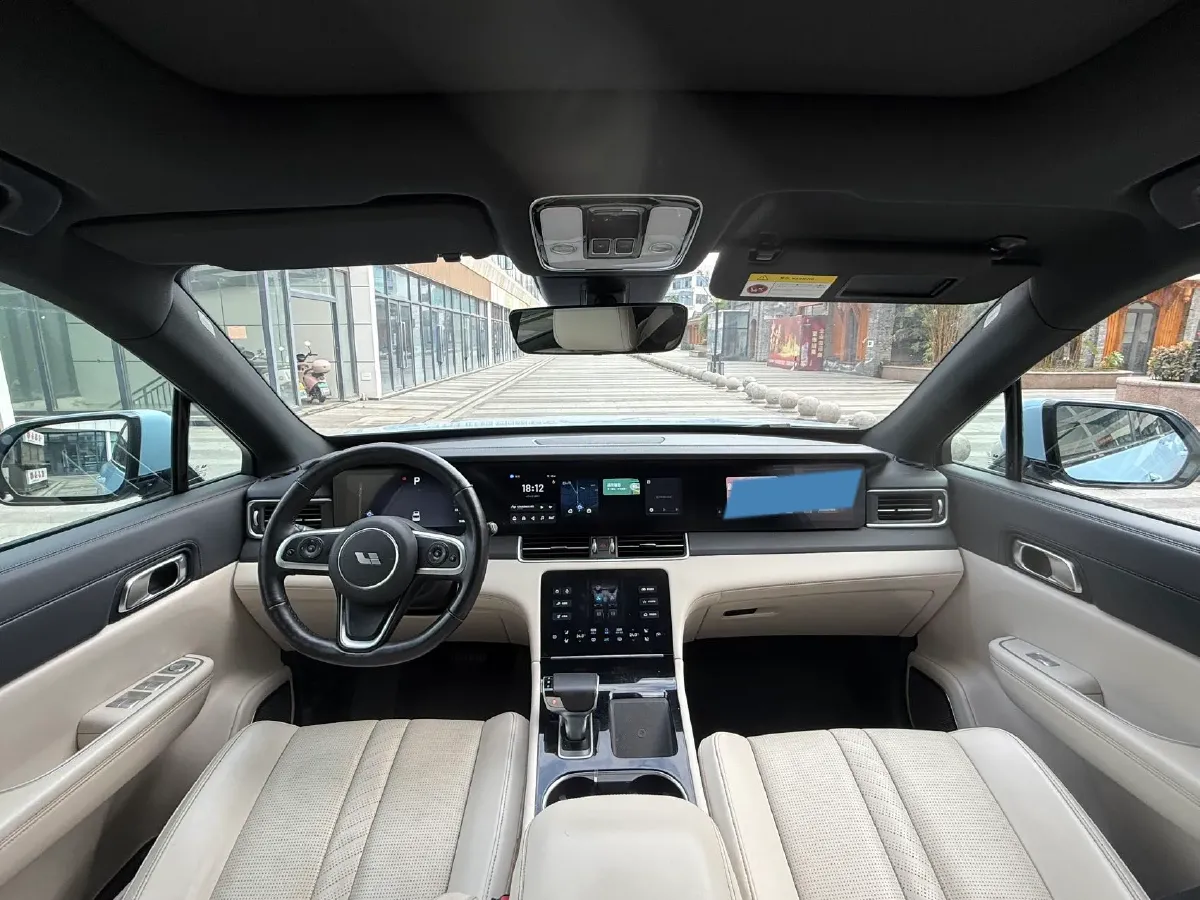 2020 Li ONE Range Extended 131HP REEV 40.5KWH,autocango,china used car exporter,china ev exporter,chinese used car exporter,chinese used ev exporter