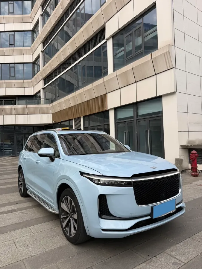 2020 Li ONE Range Extended 131HP REEV 40.5KWH,autocango,china used car exporter,china ev exporter,chinese used car exporter,chinese used ev exporter
